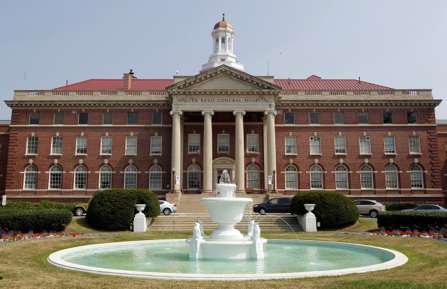 Walter Reed Hospital (photo: AP/Luis M. Alvarez)